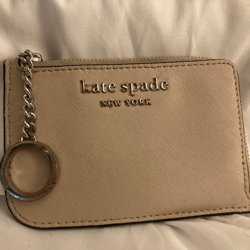 NWOT Kate Spade New York Medium L-Zip Card Holder Keychain